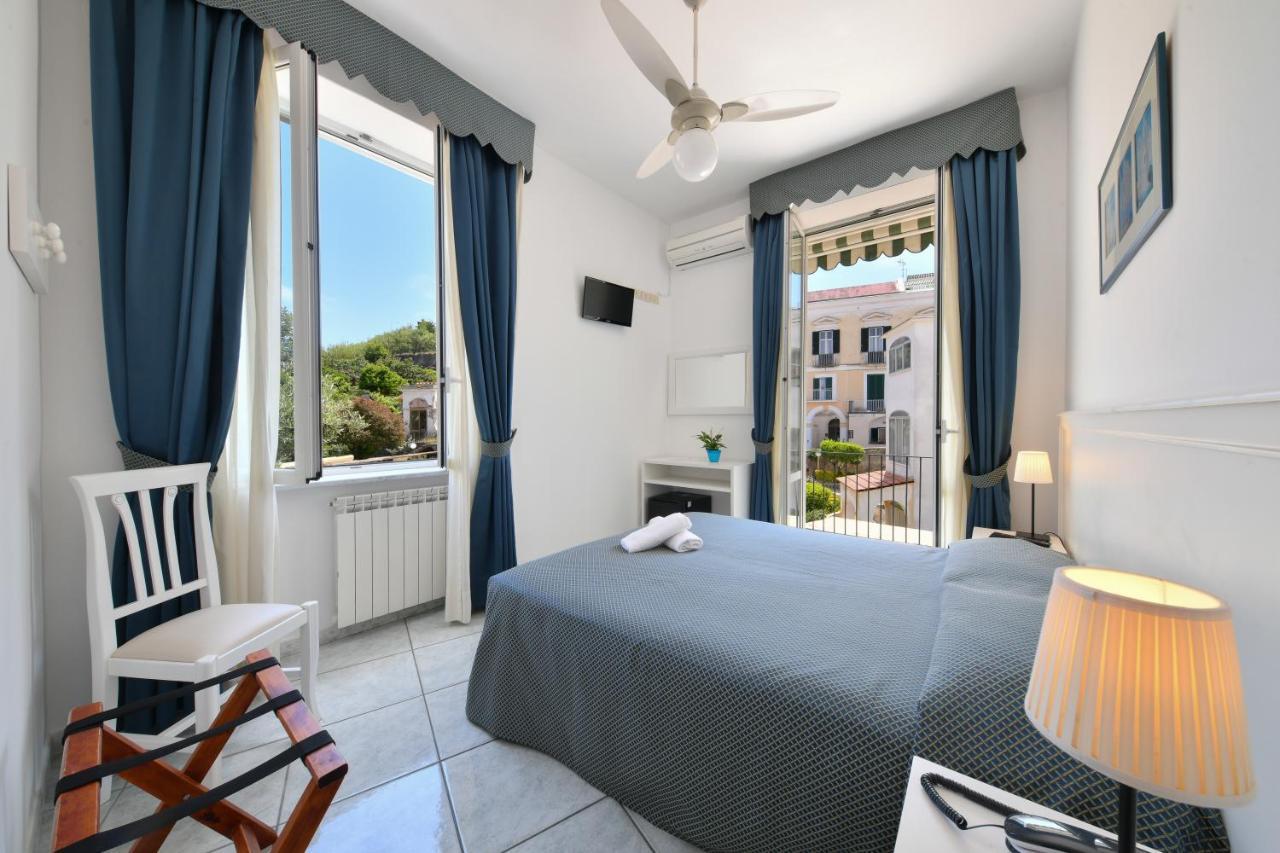 Pensione Noris Ischia Esterno foto