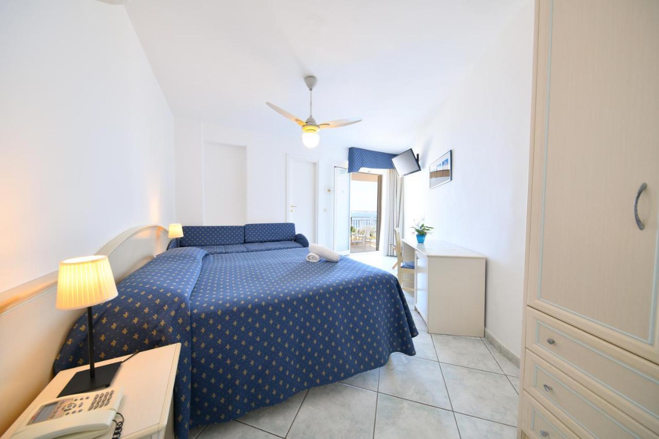 Pensione Noris Ischia Esterno foto